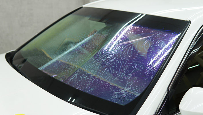トヨタ クラウン［210系］フロントガラスに「ゴーストⅡ」を施工しました！｜カーフィルム名古屋.com