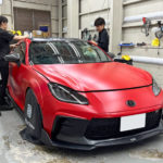 山﨑武司さん「GR86」、マットブラックのカーラッピング部分を貼替え希望でご入庫。
