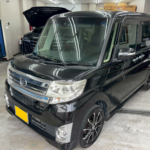 カーフィルム、ダイハツ タント リヤ全面(2%)遮熱スモークフィルム施工