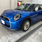 カーフィルム、MINI ミニクーパー リヤ全面（11%）遮熱スモークフィルム施工