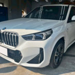 カーフィルム、BMW  X1　リア全面（GY-5IR）遮熱スモークフィルム施工