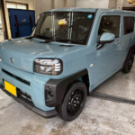 カーフィルム、ダイハツ タフト リヤ全面（2%）遮熱スモークフィルム施工