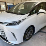 カーフィルム、レクサス  LM　リア全面（GY-3IR）遮熱スモークフィルム施工