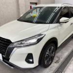 カーフィルム、日産　キックス　リア全面（GY-5IR）遮熱スモークフィルム施工