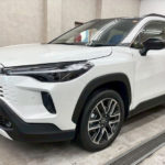 カーフィルム、トヨタ　カローラクロス　リア全面（GY-3IR + GY-5IR）遮熱スモークフィルム施工